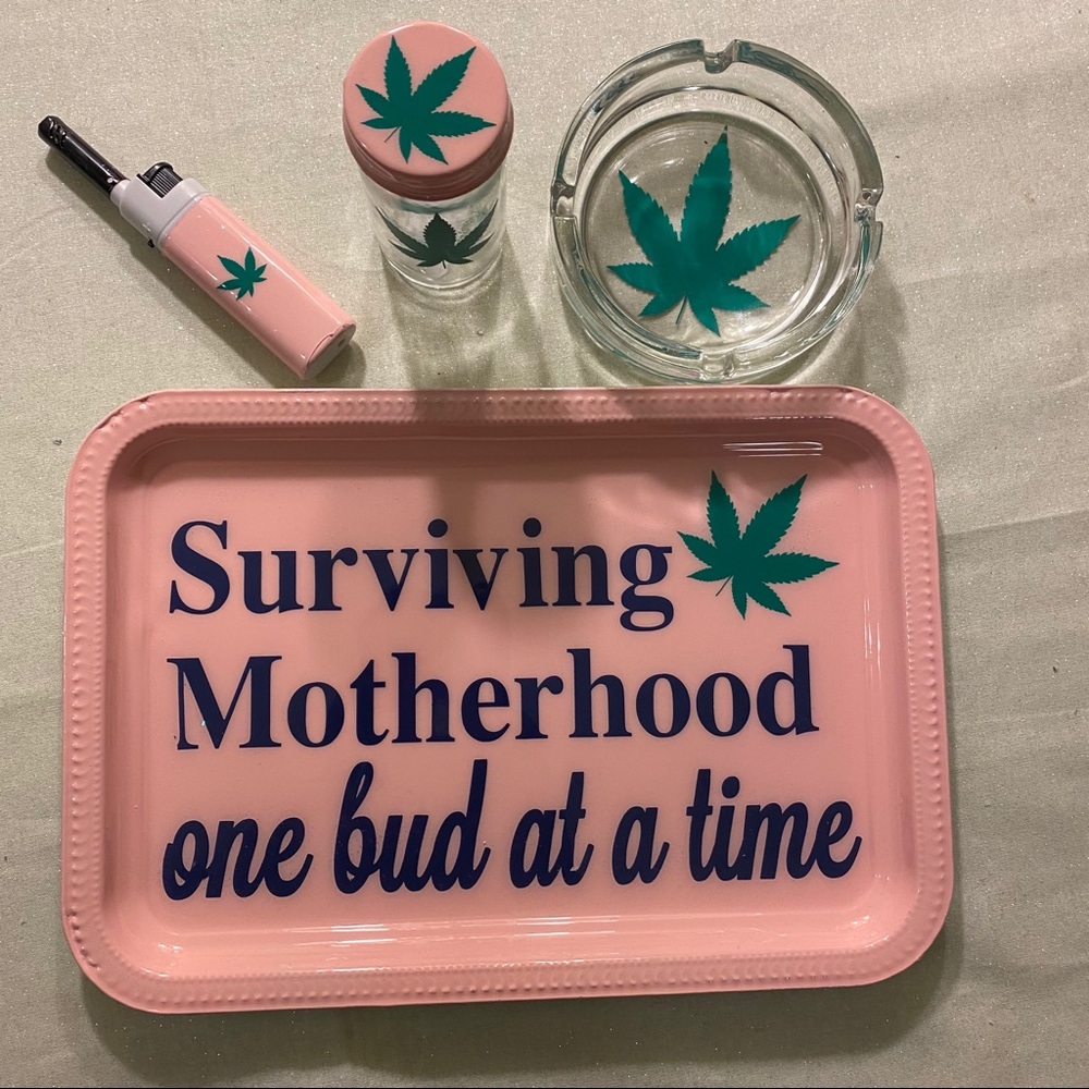 Rolling tray set